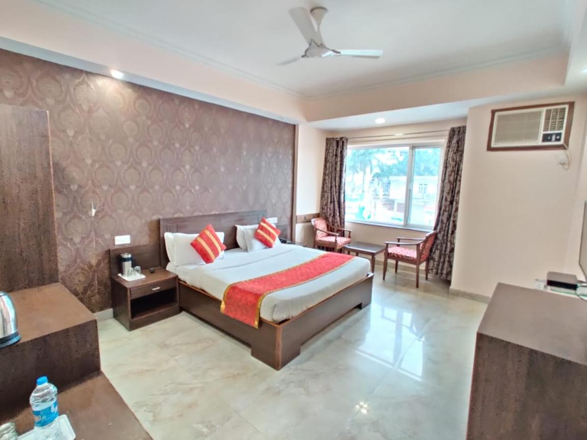 Hotel Patnitop By Emt ภายนอก รูปภาพ