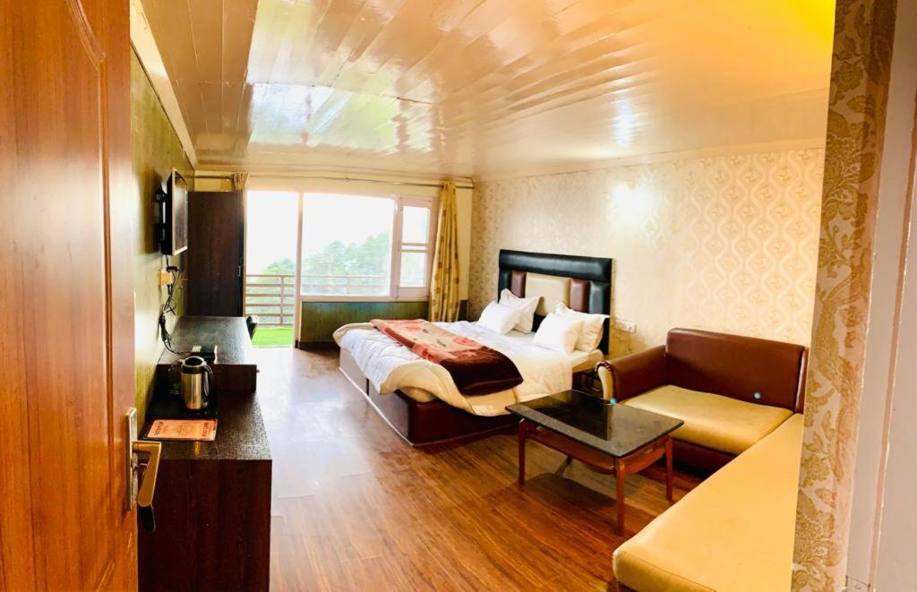 Hotel Patnitop By Emt ภายนอก รูปภาพ