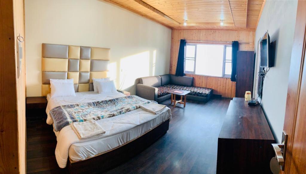 Hotel Patnitop By Emt ภายนอก รูปภาพ